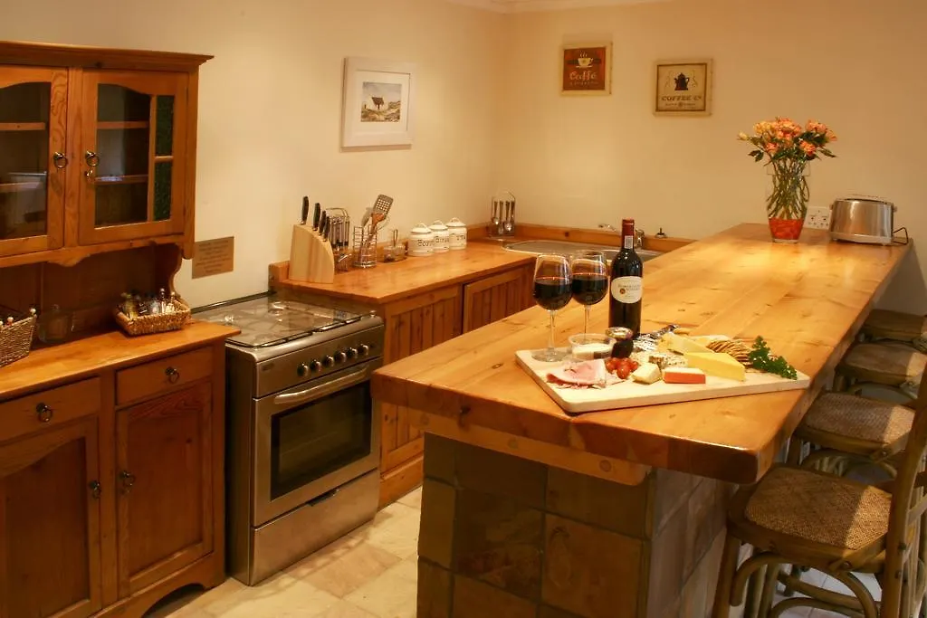 **** Πανσιόν Sacred Mountain Lodge Noordhoek Νότια Αφρική