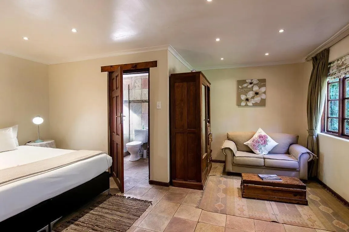 Sacred Mountain Lodge Noordhoek 4*,