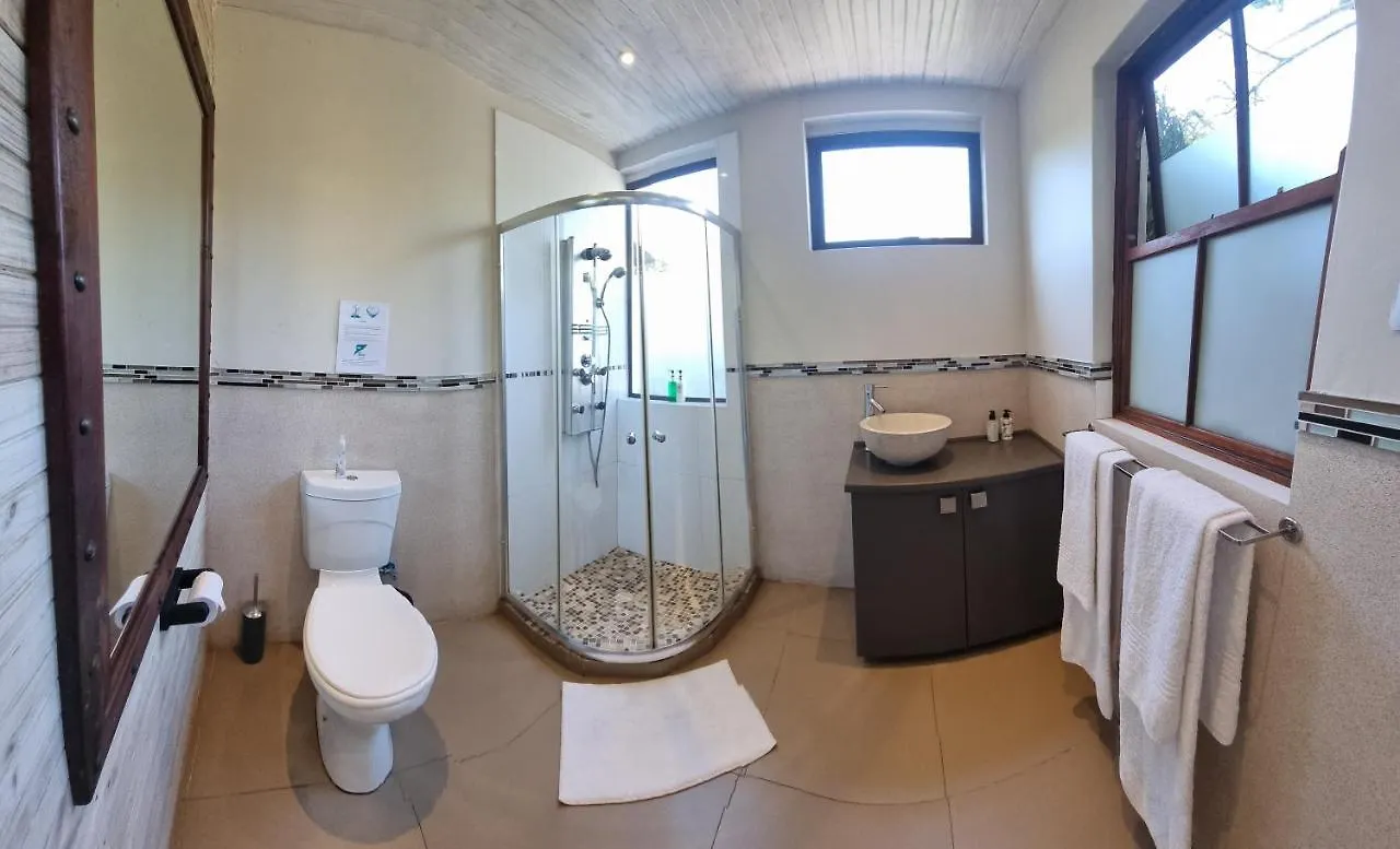 Sacred Mountain Lodge Noordhoek Πανσιόν