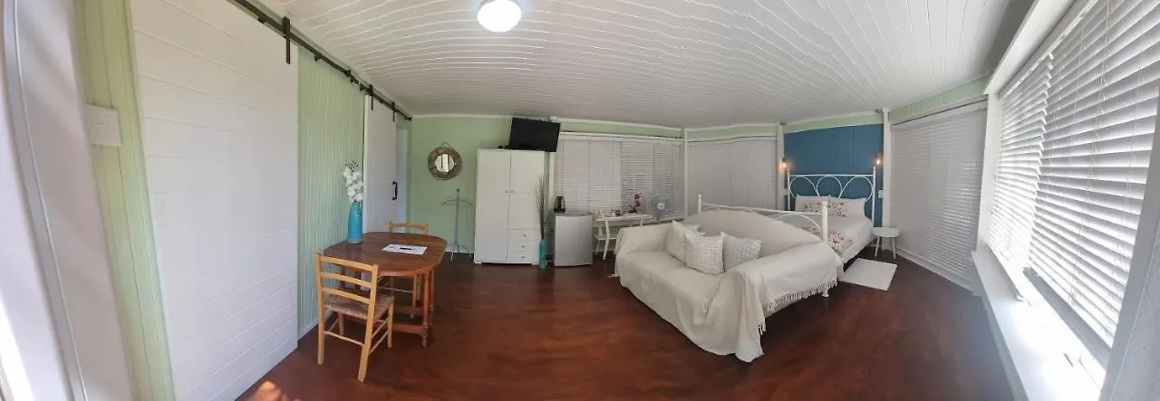 Πανσιόν Sacred Mountain Lodge Noordhoek