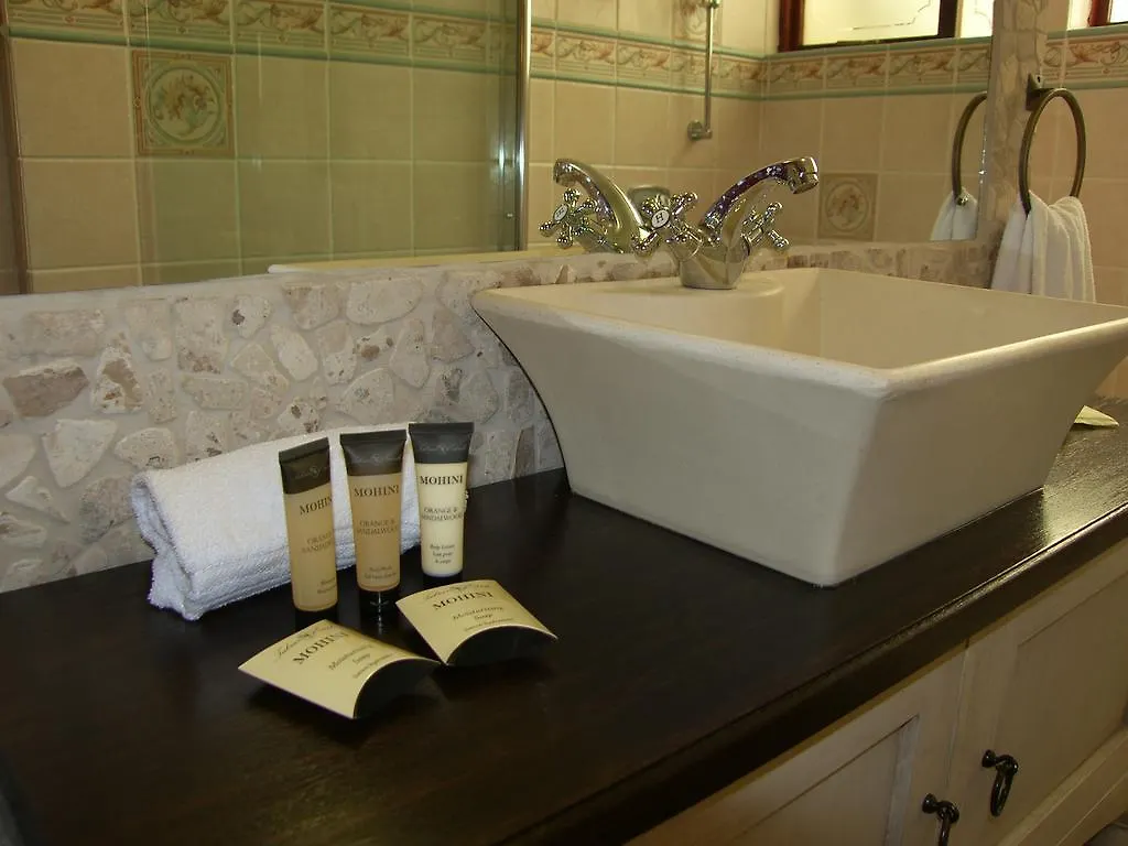 Πανσιόν Sacred Mountain Lodge Noordhoek