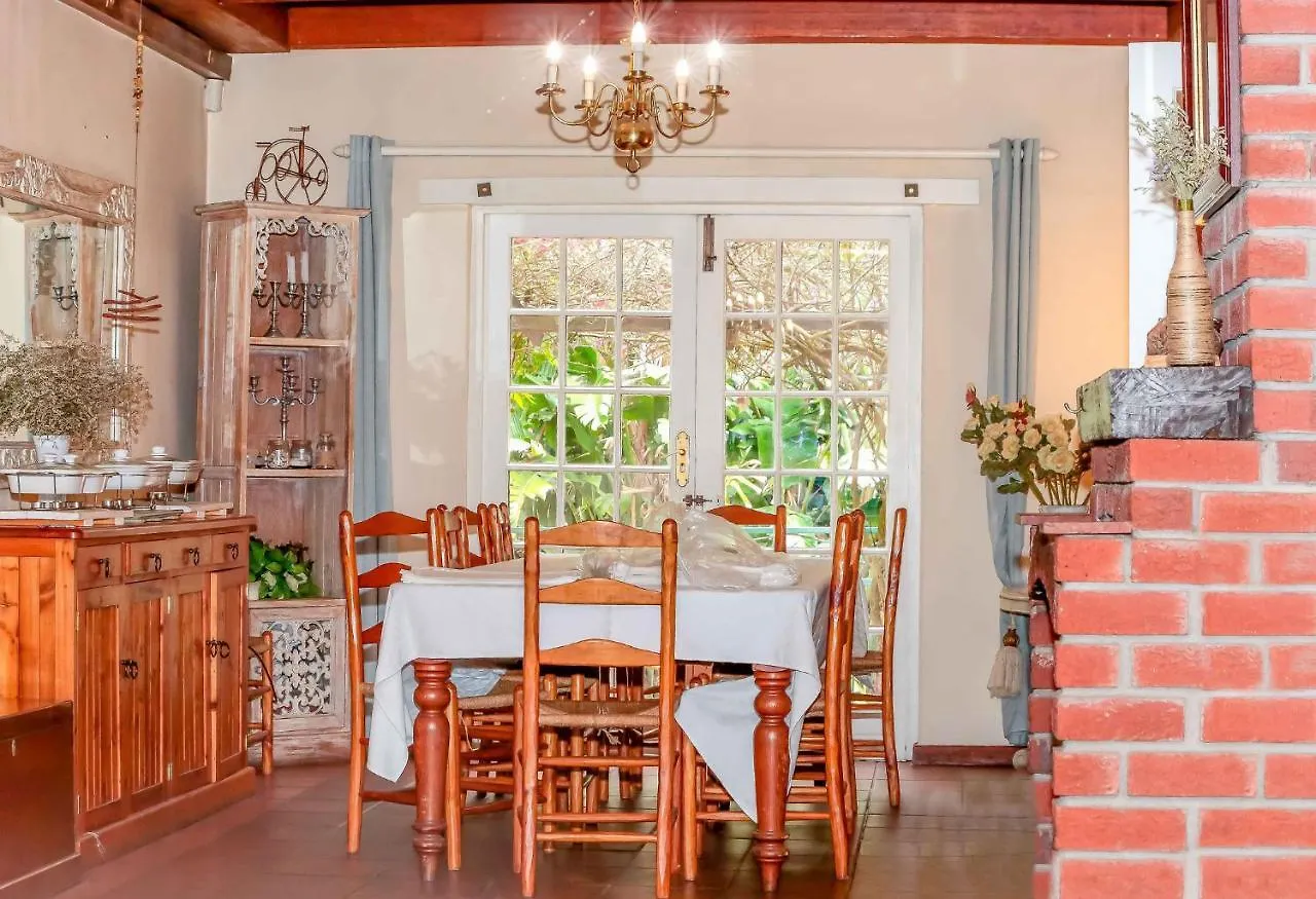 Sacred Mountain Lodge Noordhoek
